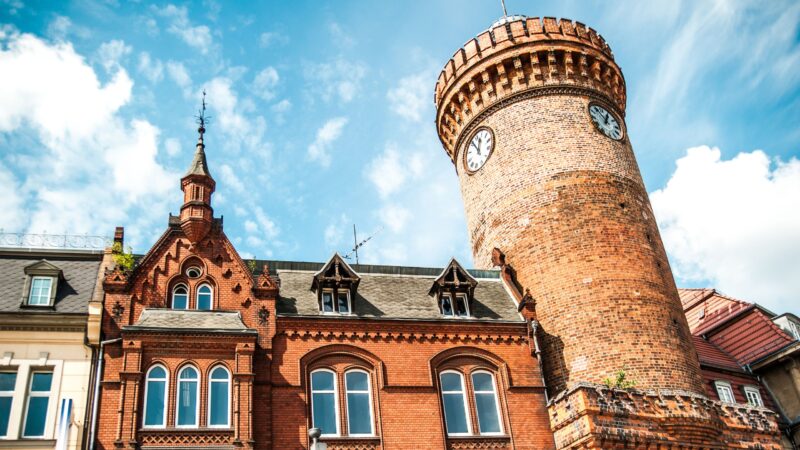 Besuchern bringen Uhr im Spremberger Turm aus dem Takt