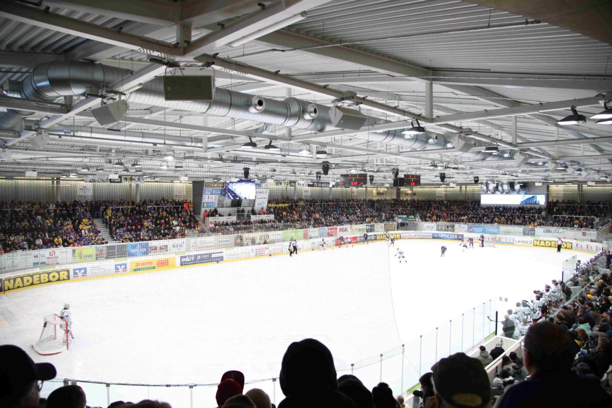 Eisarena Weißwasser von den Lausitzer Füchsen