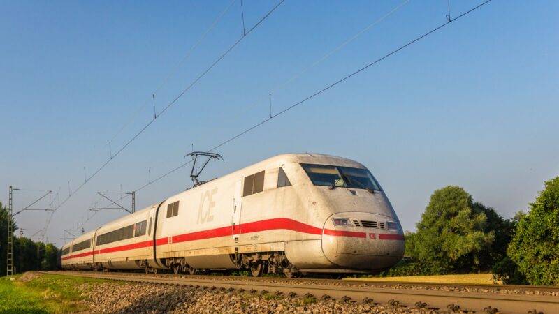 Zweites Werk für die Bahn: Regionale Unternehmen bauen mit