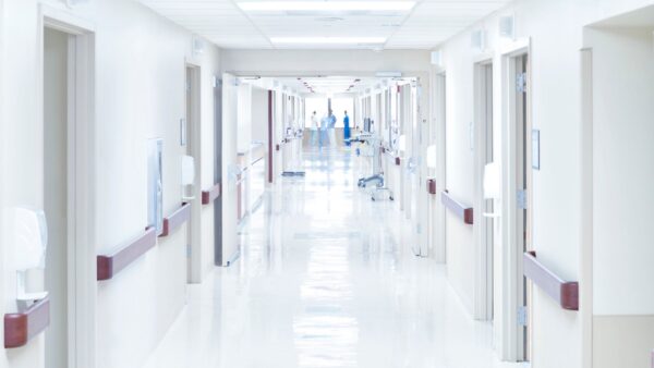 Gesundheitsministerin besucht Elbe-Elster Klinikum