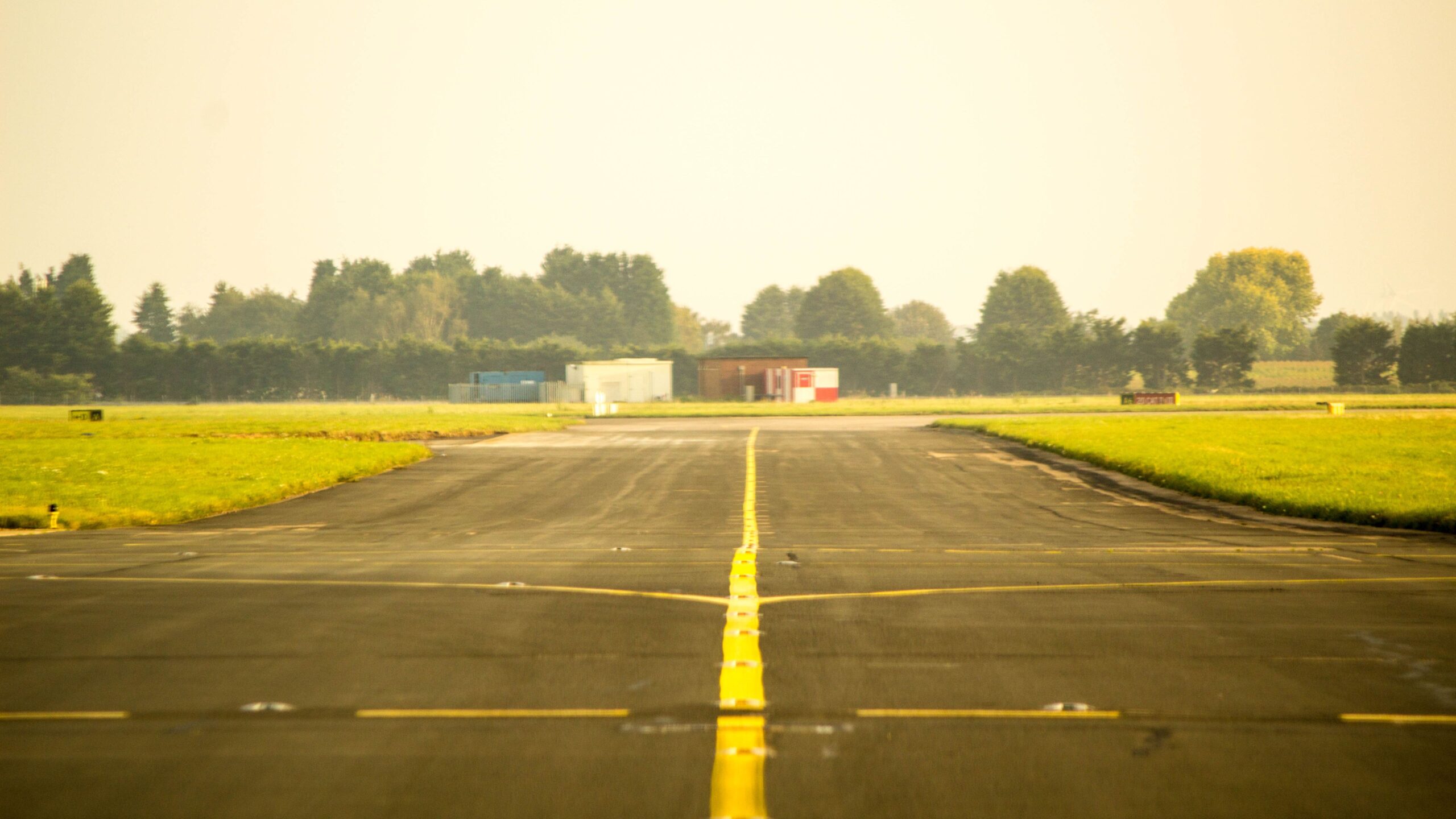 eine Landebahn für Flugzeuge