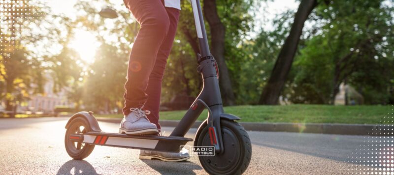 Sechsjähriger mit E-Scooter auf Fußweg gestoppt