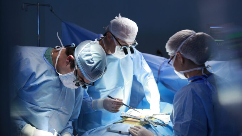 Klinik Forst baut Wirbelsäulenchirurgie aus