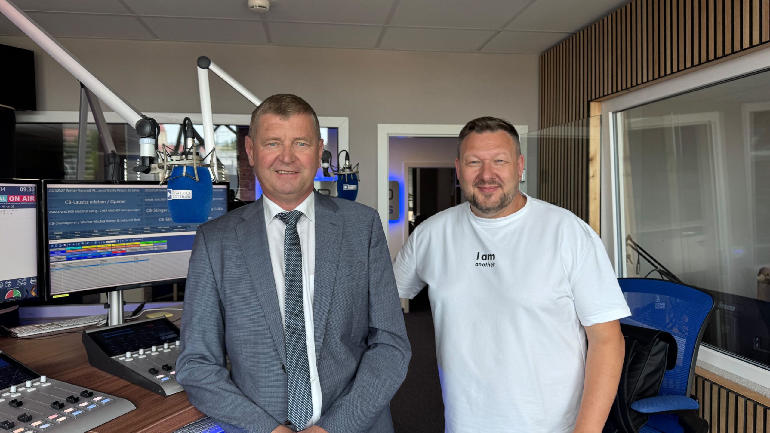 Siegurd Heinze und Ronny Gersch im Studio
