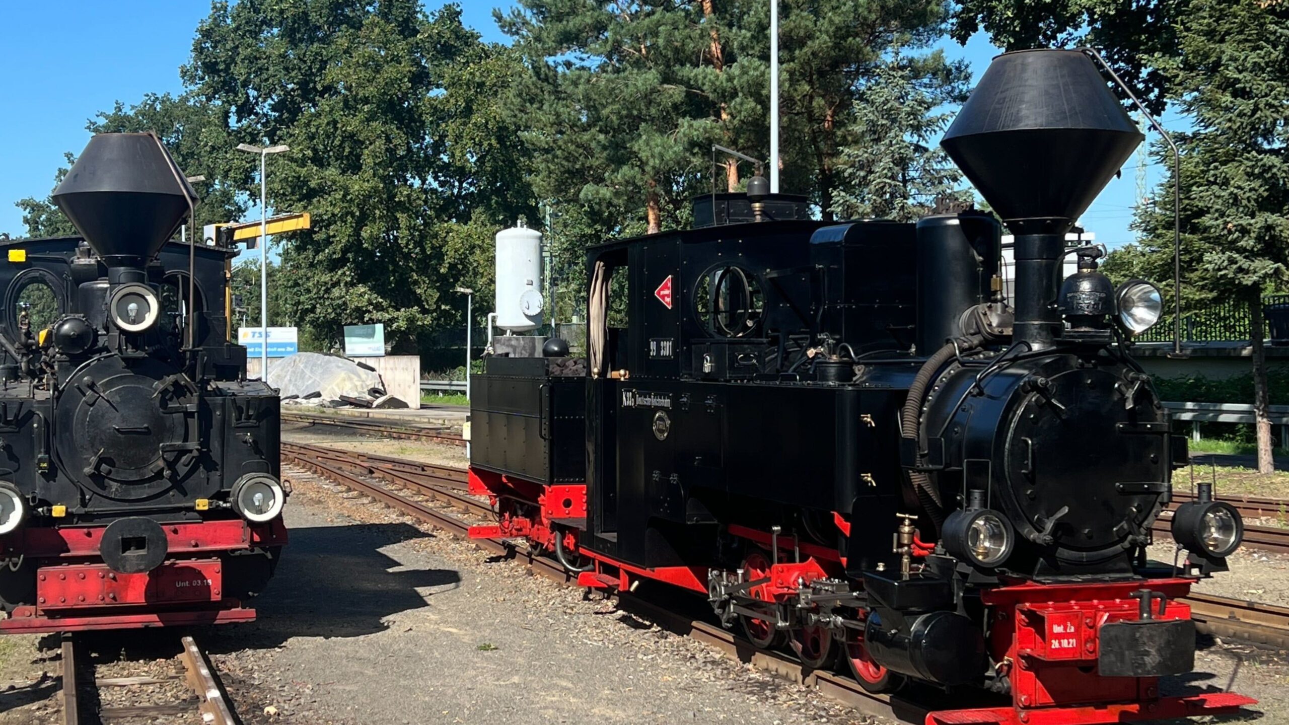 die historische Brigadedampflokomotive 99 0001 von der Parkeisenbahn Cottbus