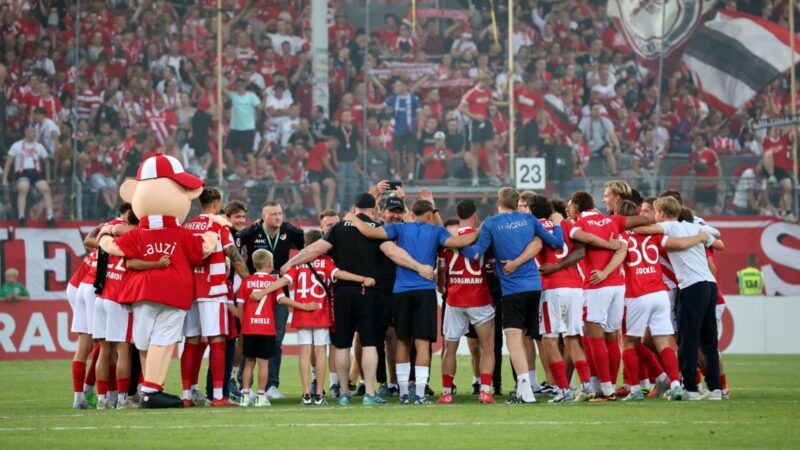Überfall im Zug: Energie-Fans vor Pokalspiel attackiert