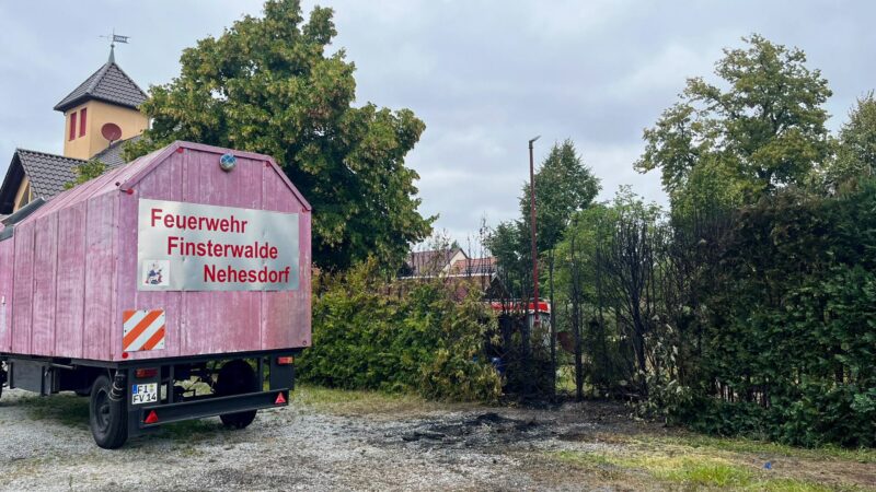 Brandanschlag auf Feuerwehr in Finsterwalde-Nehesdorf