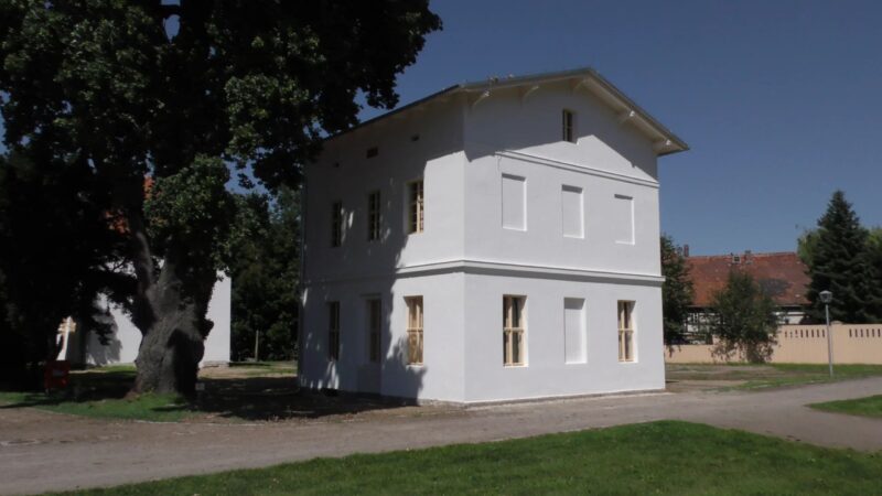 Sanierung des Ostturms der Orangerie Lauchhammer fertig