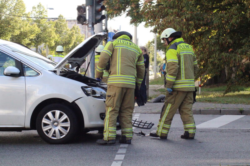 Schwerer Unfall in Ströbitz: Kreuzung zeitweise gesperrt