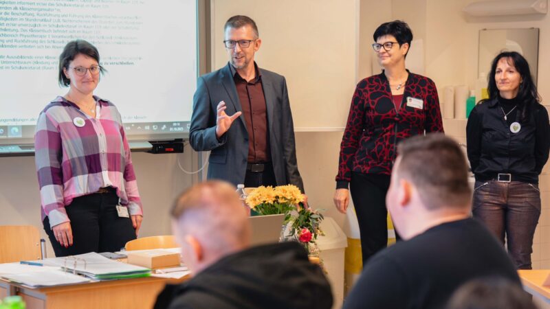 Cottbuser Uniklinik begrüßt neue Gesundheits-Azubis