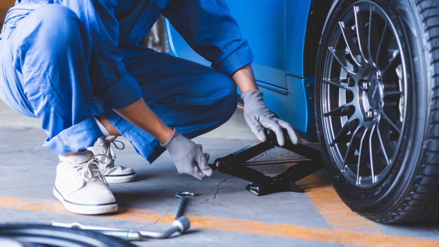 Lehrling des Monats Ausbildung zum Karosserie- und Fahrzeugbaumechaniker