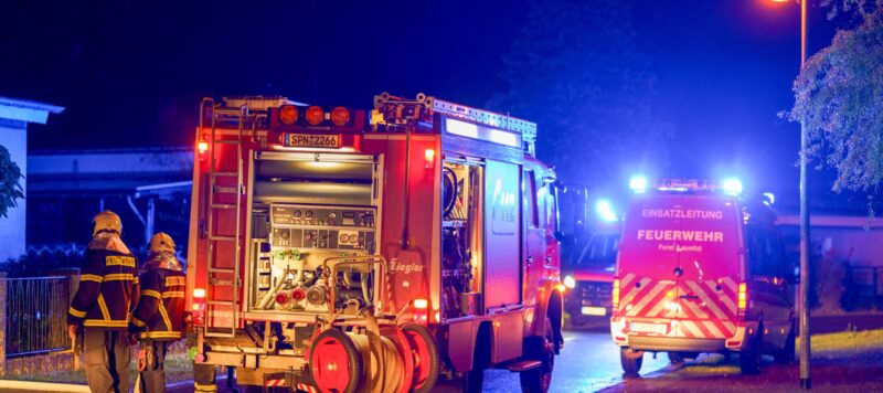 Gebäudebrand in Forst: Feuerwehr verhindert Schlimmeres
