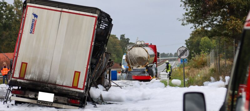 Tödlicher Lkw-Unfall auf der A13 bei Lübbenau