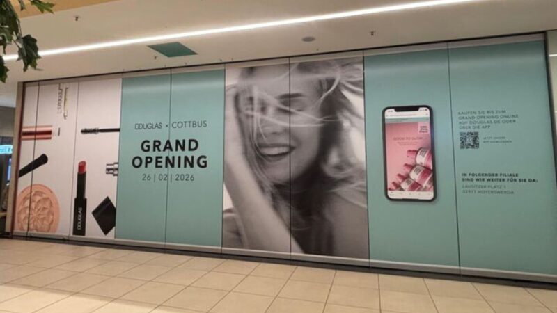 Douglas kommt ins Blechen Carré