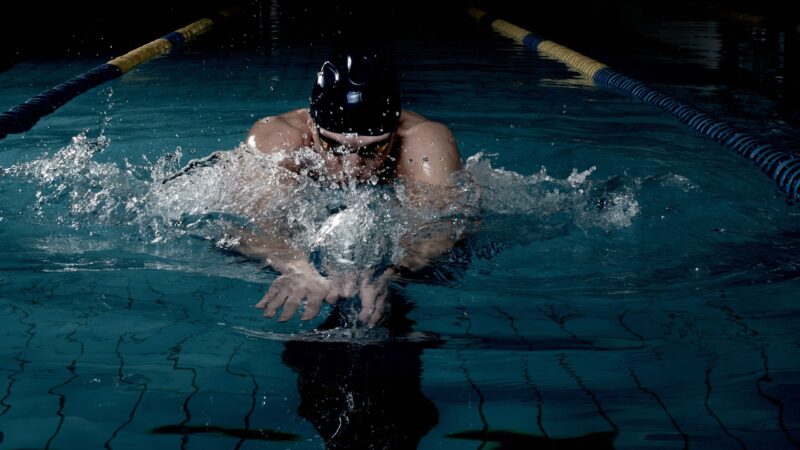 25 Jahre 24-Stunden-Schwimmen: Cottbus feiert in der Lagune