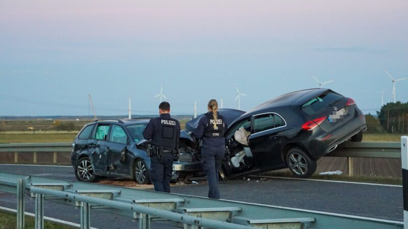 Frontalzusammenstoß auf der B97 bei Bärenbrück