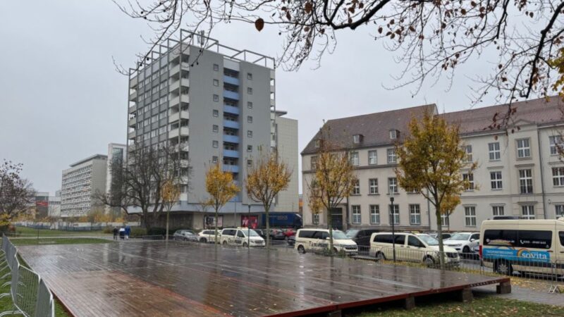 Eisbahn wird neues Highlight auf Cottbuser Weihnachtsmarkt