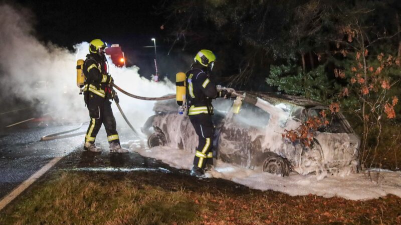 Pkwbrand auf der L 52 bei Spremberg