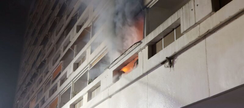 Wohnungsbrand Stadtpromenade Cottbus: Passanten retten Bewohner in der Silvesternacht