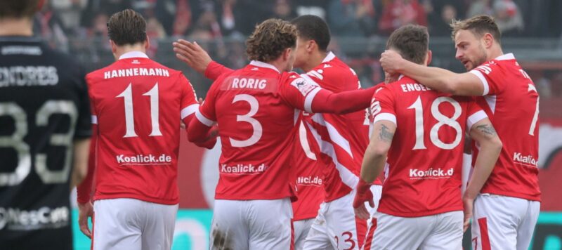 Energie Cottbus wieder Tabellenführer – Krimi-Sieg mit Glück gegen Schlusslicht Schweinfurt