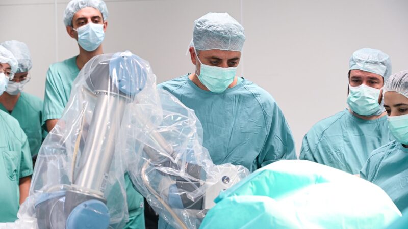 Erste Operation mit Neurochirurgie-Roboter an der MUL – CT