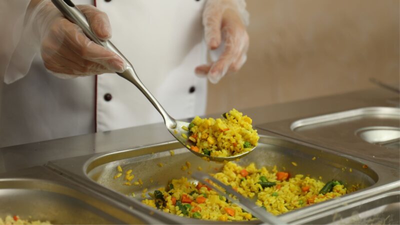 Kostenloses Schulessen? Neue Initiative in Brandenburg gestartet