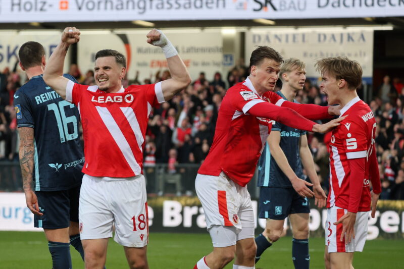 Energie Cottbus bei Viktoria Köln: Aufstiegskampf, Sorgenliste und ein Schiri im Fokus