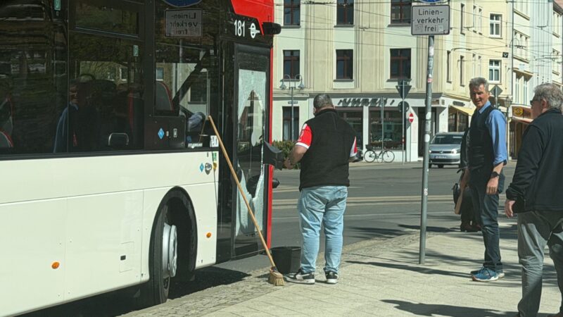 Polizeieinsatz wegen zerstörter Wasserstoffbustür zerstört