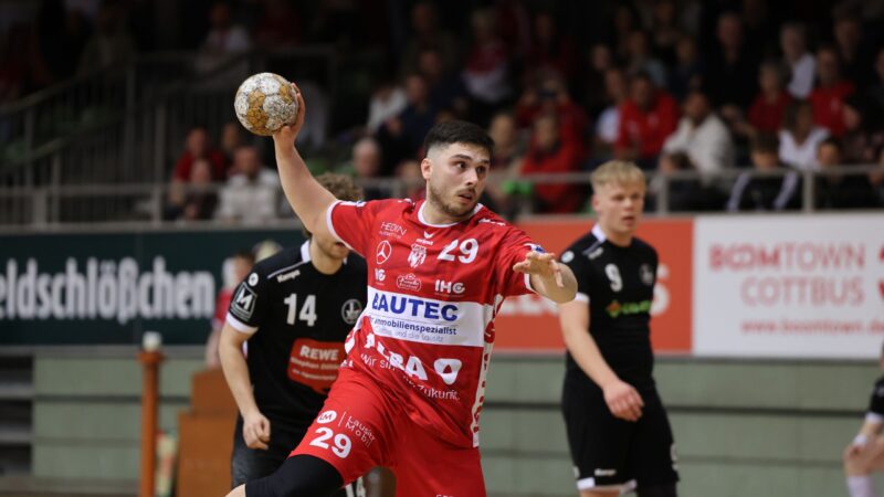 Starke Nachricht für den LHC Cottbus: Alexander Takev macht weiter