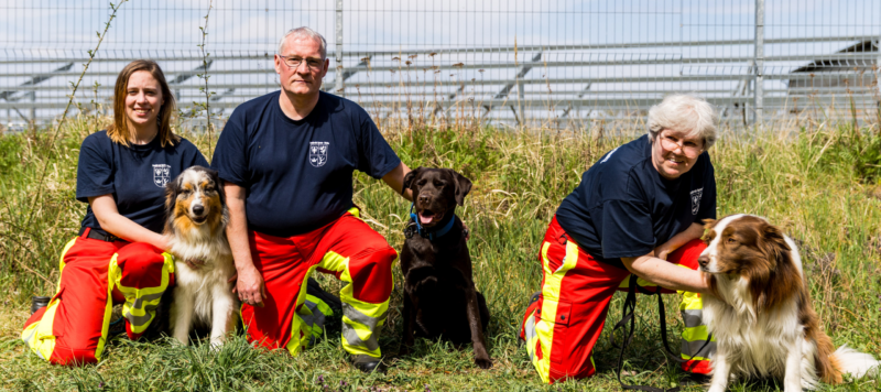 Rettungshundestaffeln in Forst: Prüfungen für den Einsatz bei Vermisstensuchen