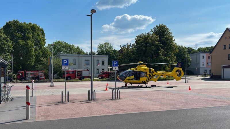 Schwerer Unfall in Döbern: Radfahrer nach Kollision per Hubschrauber in Klinik geflogen