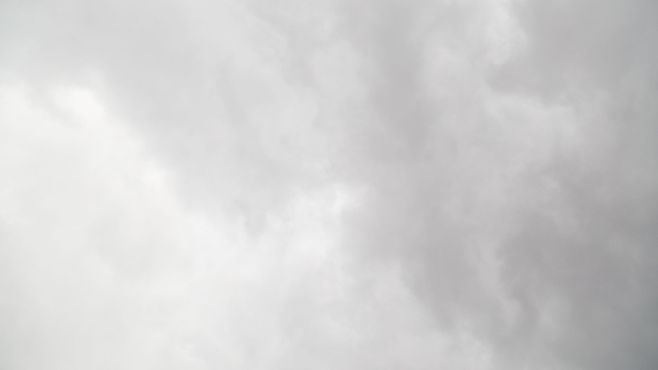 Grauer Himmel