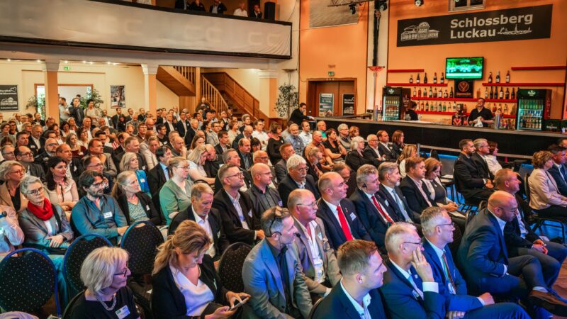 Frühlingsempfang in Luckau: Wirtschaft und Politik setzen auf gemeinsamen Kurs