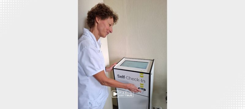 Neues E-Terminal in Guben: Patienten können sich im Krankenhaus jetzt selbst anmelden
